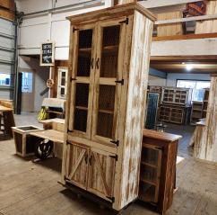 Southern Hills Rustic Furniture Cabinet w/ Wire Doors